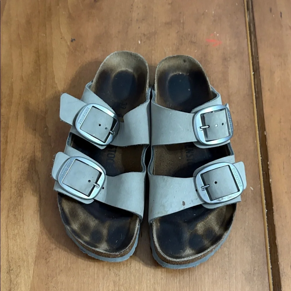 Birkenstock Tan  Sandals with Buckles Size 8 - Picture 2 of 16